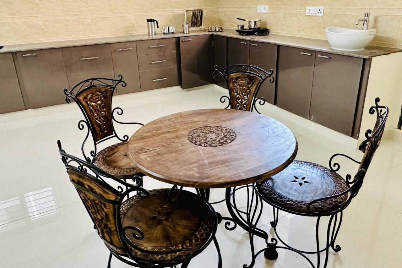 Tirupati Homestay - Ragunatha Resorts - 3Bhk Ac Apartments For Large Families - Free Breakfast - Flyover To Alipiri Gate - Wifi - Android Tv - - Easy Access To Visit All Temples Bagian luar foto
