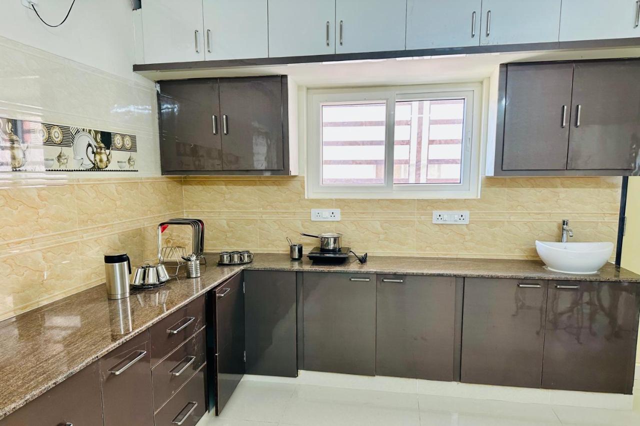 Tirupati Homestay - Ragunatha Resorts - 3Bhk Ac Apartments For Large Families - Free Breakfast - Flyover To Alipiri Gate - Wifi - Android Tv - - Easy Access To Visit All Temples Bagian luar foto